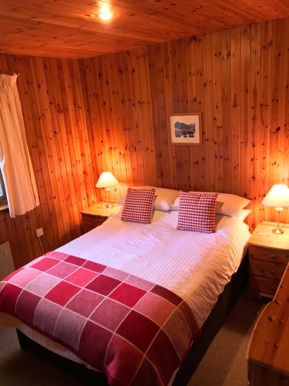 Tullochwood Lodges Forres Exterior foto